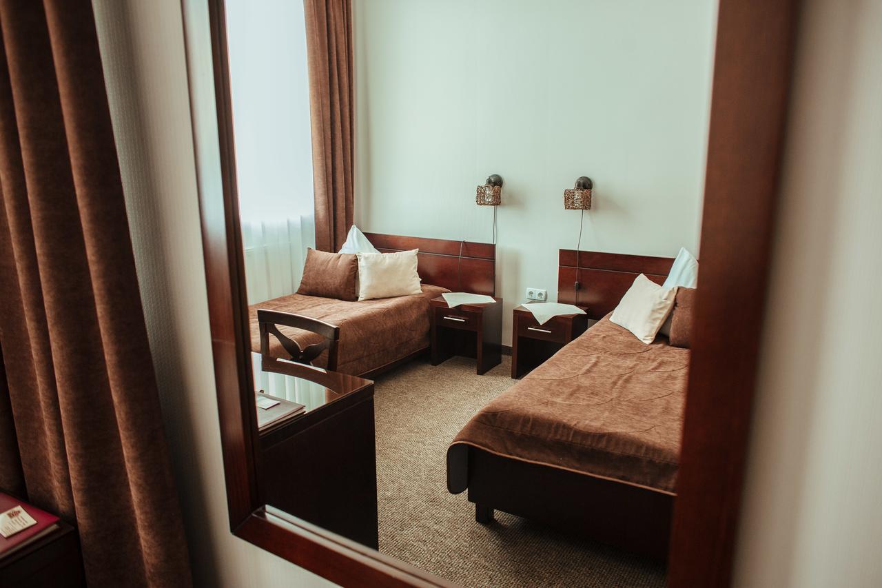 Jj Hotel วิโนฮราดิว ภายนอก รูปภาพ